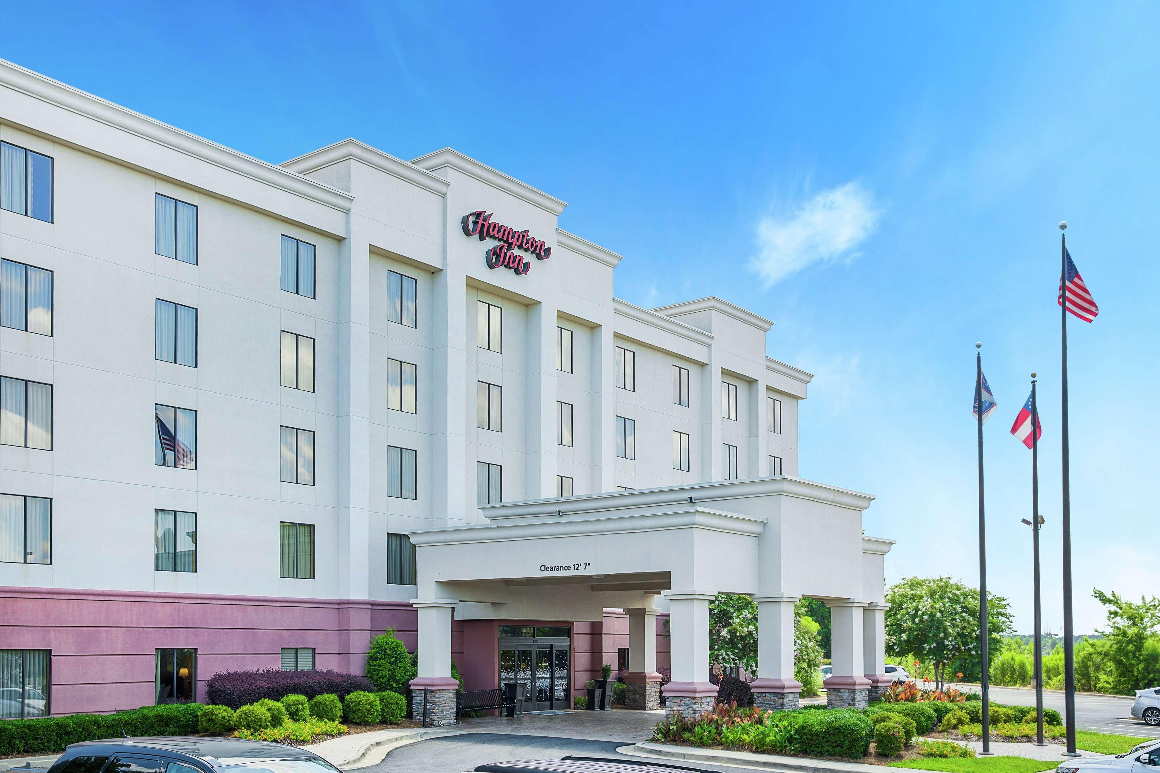 Hampton Inn Columbus-North Exterior photo
